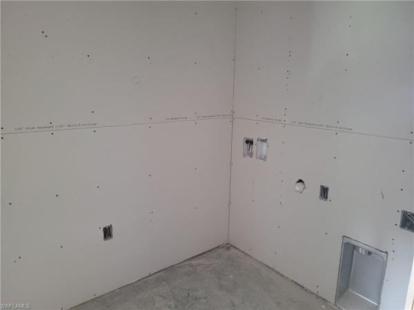 Cape Coral Residential, 1317 Gator Cir, Cape Coral, Florida 33909, image 1