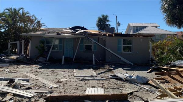Lynns Highland Park, 130 Washington Ave, Fort Myers Beach, Florida 33931, image 2