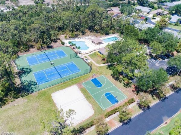 Briarwood, 1024 Tivoli Dr, Naples, Florida 34104, image 1