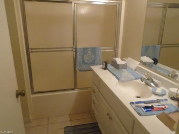 Oak Crest Villas, 5337 Glenlivet Rd, Fort Myers, Florida 33907, image 2