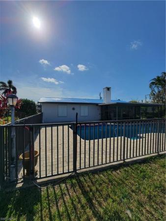 Town & River, 807 Cypress Lake Cir, Fort Myers, Florida 33919, image 1