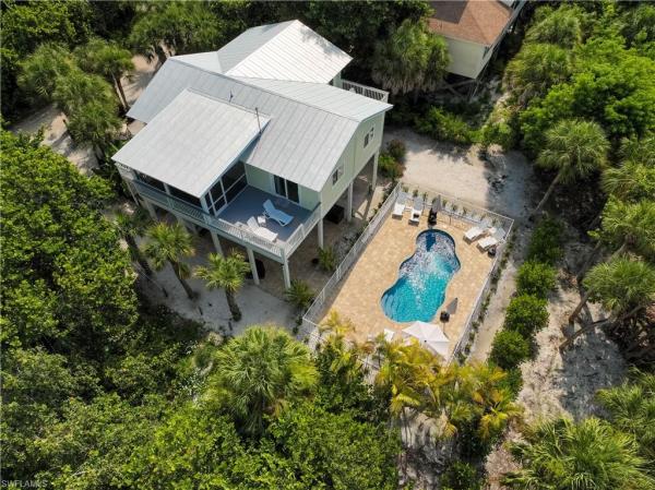 Castaway Key, 4541 Schooner Dr, Upper Captiva, Florida 33924, image 1