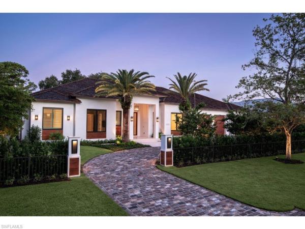 Coquina Sands, 1325 Murex Dr, Naples, Florida 34102, image 1