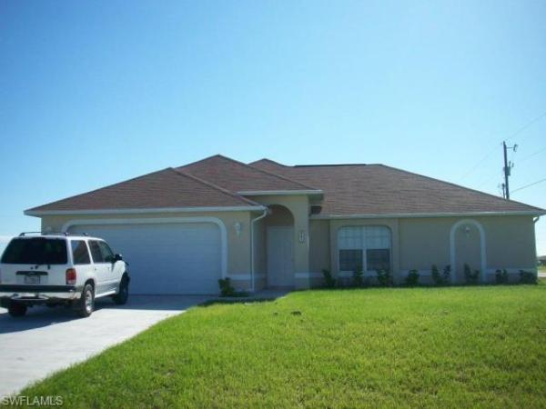 Cape Coral Residential, 801 37th Pl, Cape Coral, Florida 33993, image 1