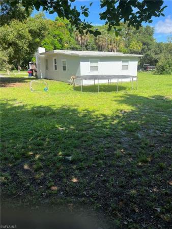 Russell Park, 283 Kingston Dr, Fort Myers, Florida 33905, image 1