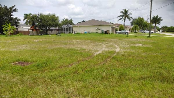 Cape Coral Residential, 3808 19th Ave, Cape Coral, Florida 33914, image 1
