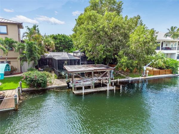 Bayland Heights, 21570 Madera Rd, Fort Myers Beach, Florida 33931, image 1