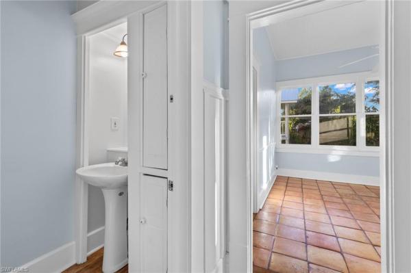 1304 Lynwood Ave, Fort Myers, Florida 33901, image 1