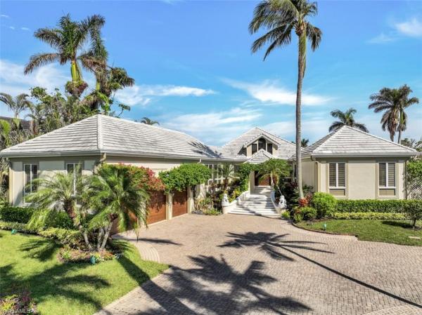 Port Royal, 925 Spyglass Ln, Naples, Florida 34102, image 1