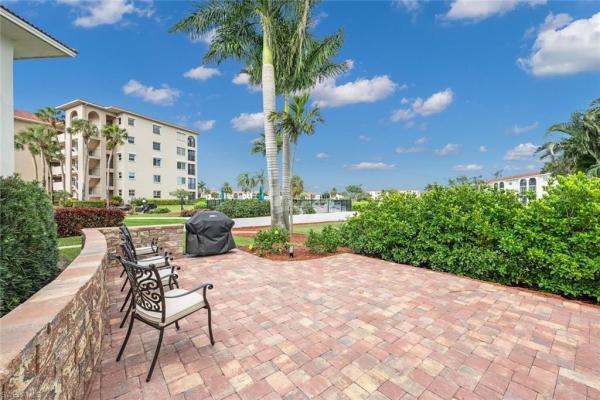 High Point Country Club, 53 W High Point Cir #303, Naples, Florida 34103, image 1