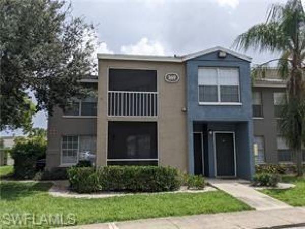 Granada Lakes, 185 Santa Clara Dr #11, Naples, Florida 34104, image 1