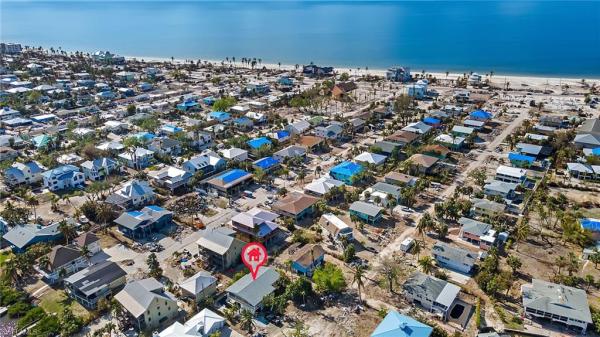 Cases, 132 Andre Mar Dr, Fort Myers Beach, Florida 33931, image 1