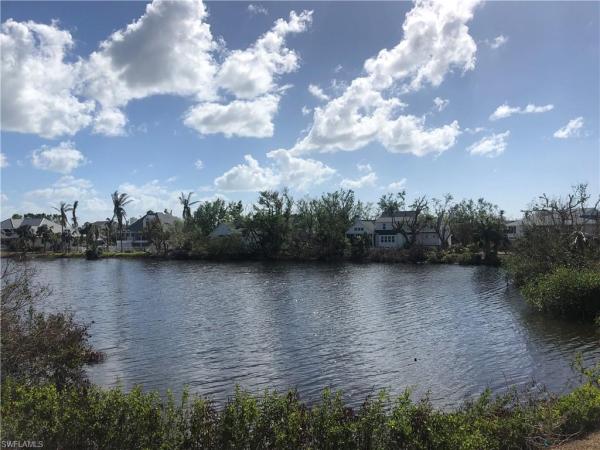 Lakeside Villas At The Dunes, 1403 Sandpiper Cir, Sanibel, Florida 33957, image 2