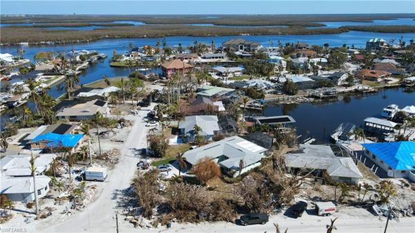 Glenview, 5161 Williams Dr, Fort Myers Beach, Florida 33931, image 1