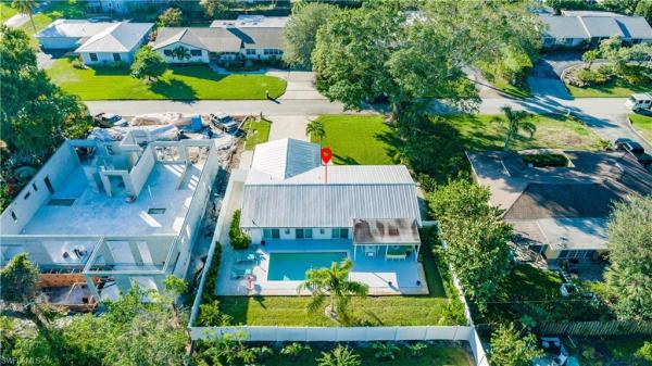 Sorrento Gardens, 1303 S Lastrada Ln, Naples, Florida 34103, image 1