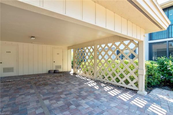 Somerset At The Moorings, 3131 Riviera Dr #B-204, Naples, Florida 34103, image 1