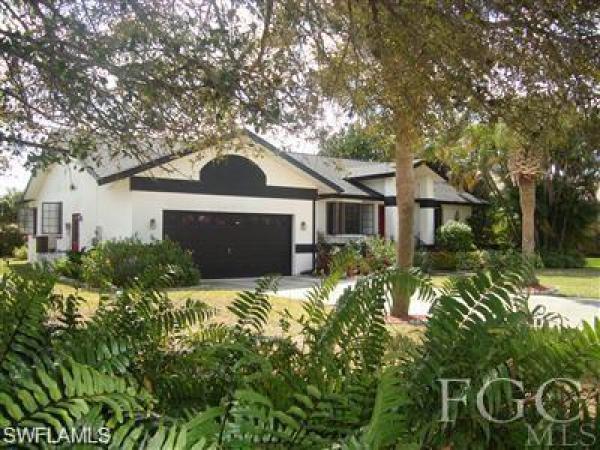 Palmetto Point, 4846 Conover Ct, Fort Myers, Florida 33908, image 1