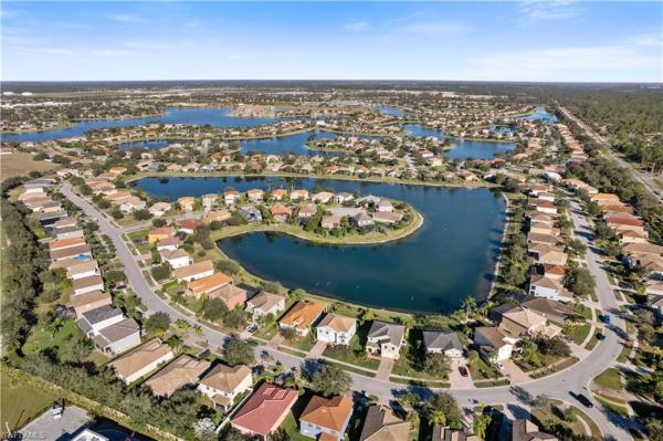 Valencia Lakes, 2822 W Inlet Cove Ln, Naples, Florida 34120, image 1