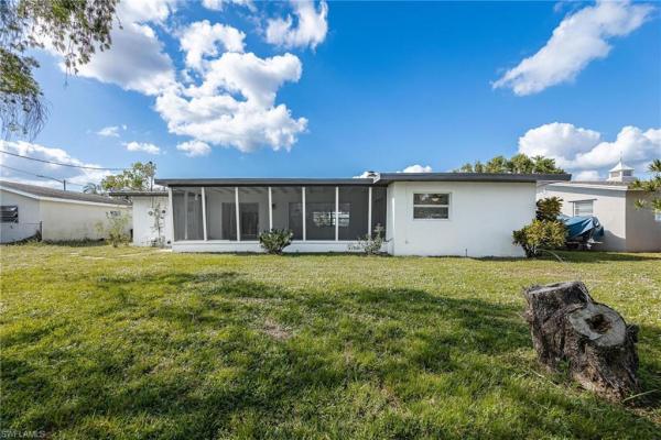 Colonial Terrace, 4261 Lagg Ave, Fort Myers, Florida 33901, image 1