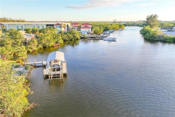 Avion Park, 1545 Avion Pl, Naples, Florida 34104, image 1