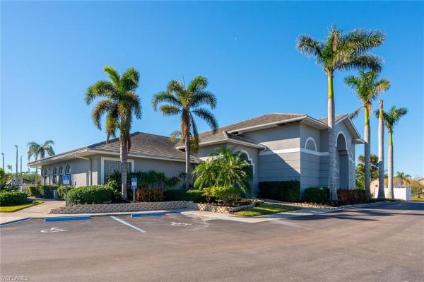Cross Creek Estates, 12770 Chartwell Dr, Fort Myers, Florida 33912, image 1