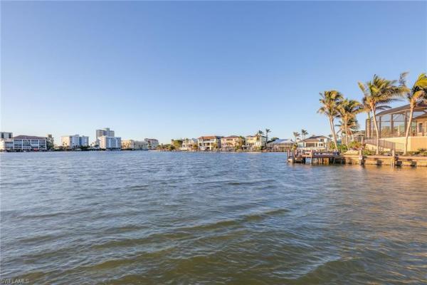 Conners At Vanderbilt Beach, 369 Pine Ave, Naples, Florida 34108, image 1