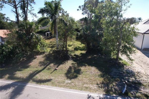 Heitmans, 9764 Pennsylvania Ave, Bonita Springs, Florida 34135, image 1