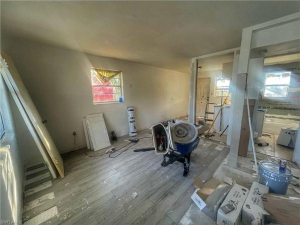 Evans James Homstead, 2715 Market St, Fort Myers, Florida 33916, image 1