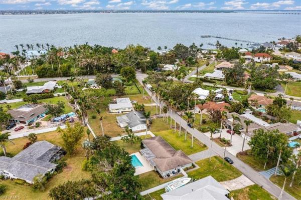 Del Portal, 730 Dean Way, Fort Myers, Florida 33919, image 1