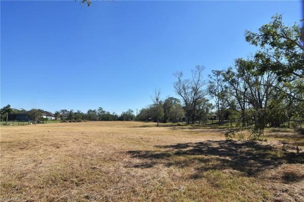 Colonial Farms, 12180 Flintlock Ln, Fort Myers, Florida 33912, image 1