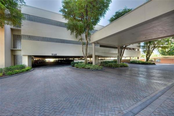Pointe Royale, 1920 Virginia Ave #1403, Fort Myers, Florida 33901, image 1