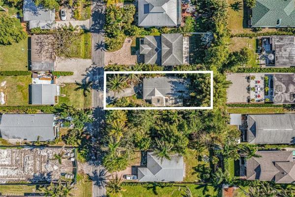 Sperling, 1046 Sperling Ave, Naples, Florida 34103, image 1