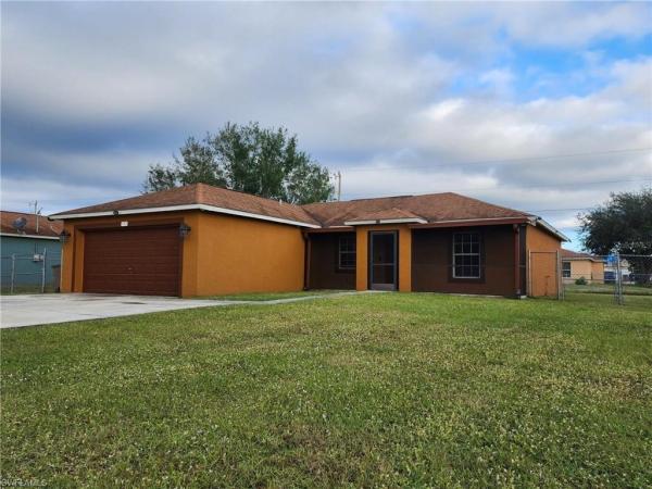 Lehigh Acres Residential, 573 S Bell Blvd, Lehigh Acres, Florida 33974, image 1