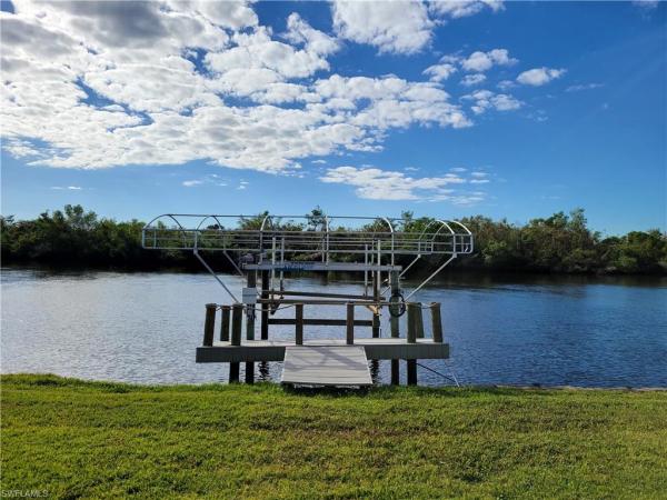 Orange Harbor Mobile Home Park, 196 Sun Cir, Fort Myers, Florida 33905, image 1