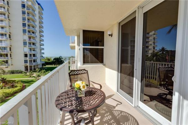 Estero Beach & Tennis Club, 7330 Estero Blvd #208, Fort Myers Beach, Florida 33931, image 1
