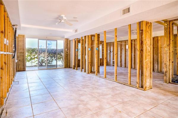 Lakeside Villas At The Dunes, 1440 Sandpiper Cir, Sanibel, Florida 33957, image 1