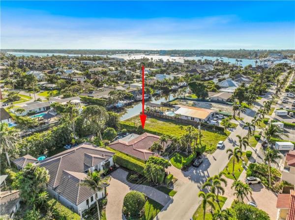 Golden Shores, 1600 Curlew Ave, Naples, Florida 34102, image 1