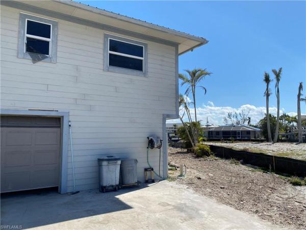 El Sol, 18 Pepita St, Fort Myers Beach, Florida 33931, image 1
