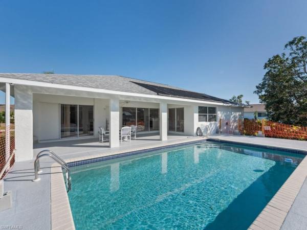 Biscayne Estates, 17041 Coral Cay Ln, Fort Myers, Florida 33908, image 1