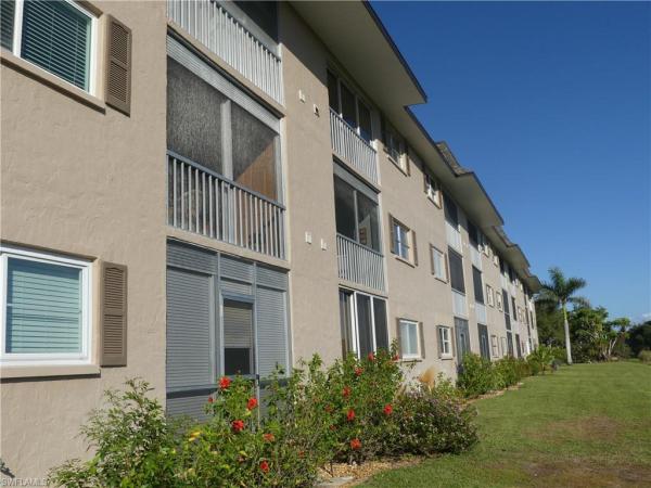 Country Club Manor, 5483 Rattlesnake Hammock Rd #207B, Naples, Florida 34113, image 1