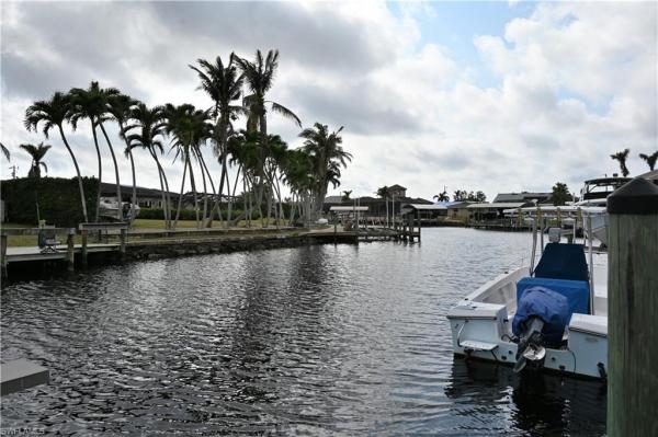 Coral Harbor, 208 E Cape Coral Pkwy #209, Cape Coral, Florida 33904, image 1