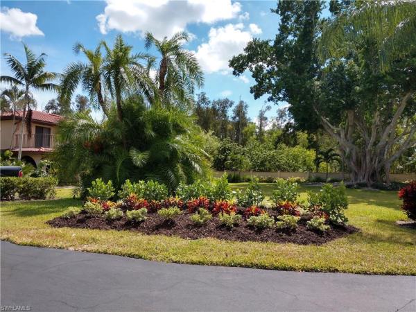 Hacienda Village, 27931 Village Dr, Bonita Springs, Florida 34135, image 1