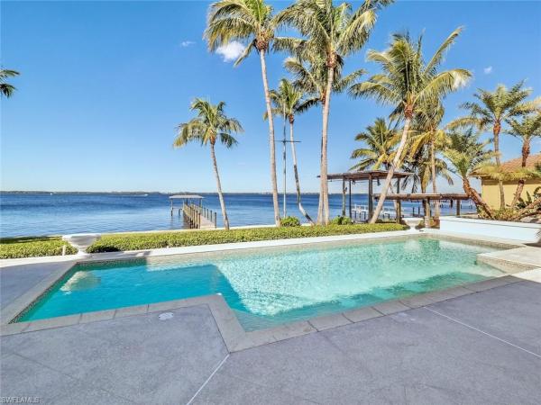 Riverside, 3402 Riverside Dr, Fort Myers, Florida 33901, image 1