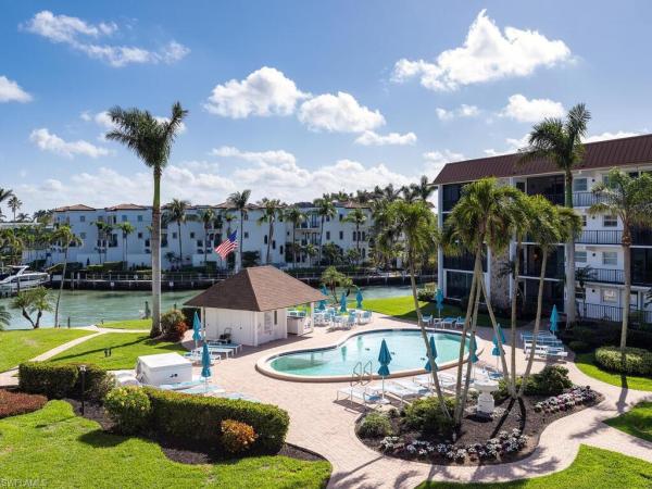 Bordeaux Club, 2900 N Gulf Shore Blvd #307, Naples, Florida 34103, image 1