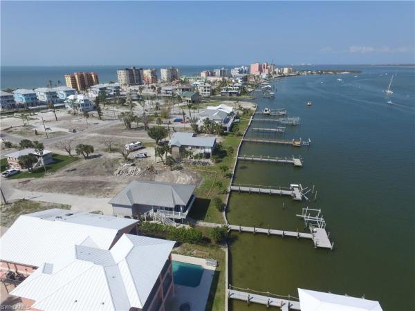 Islands End, 715 Matanzas Ct, Fort Myers Beach, Florida 33931, image 1