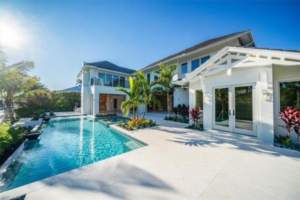 Aqualane Shores, 508 S 16th Ave, Naples, Florida 34102, image 2