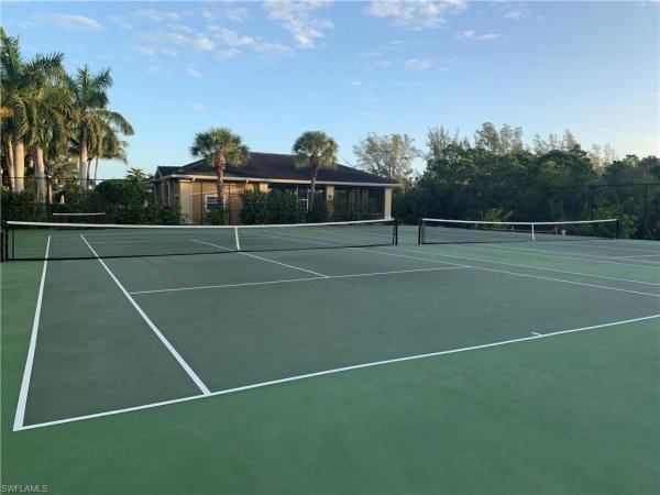 Island Cove Of Cape Coral, 1799 Four Mile Cove Pkwy #934, Cape Coral, Florida 33990, image 1