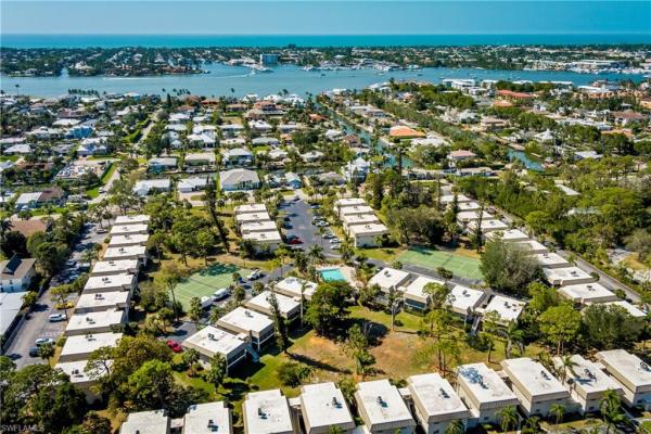 Royal Bay Villas, 1549 Sandpiper St #10, Naples, Florida 34102, image 2