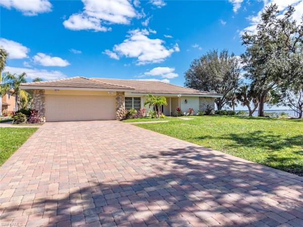 Fort Myers Gulf Acres, 1779 Whitecap Cir, North Fort Myers, Florida 33903, image 1