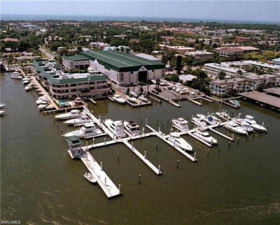 909 S 10th St, Naples, Florida 34102, image 1